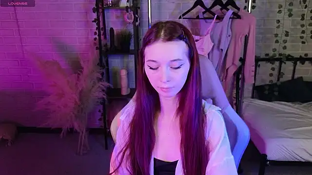 miiss jessica online show from March 19, 2026, 1:20 am