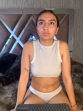 Snapshot of ZoeJohnson_Pink chatting on December 13, 2025, 8:04 pm ZoeJohnson Pink online show from December 13, 2025, 8:04 pm