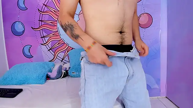 Dantee Dark online show from December 5, 2025, 5:53 pm