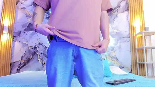 Dantee Dark online show from December 20, 2025, 7:54 pm