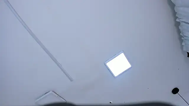 Ambar85 online show from November 24, 2025, 5:51 am