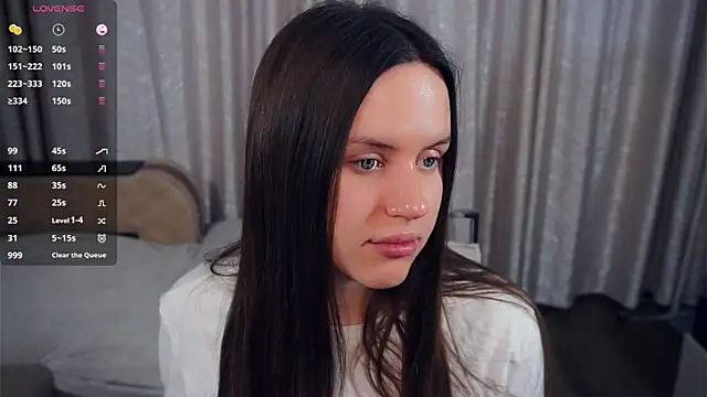 SanoraVillnave online show from December 22, 2025, 8:22 am