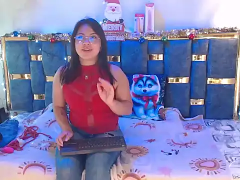 Snapshot of SHIZUKA_WET chatting on December 18, 2025, 1:11 am SHIZUKA WET online show from December 18, 2025, 1:11 am