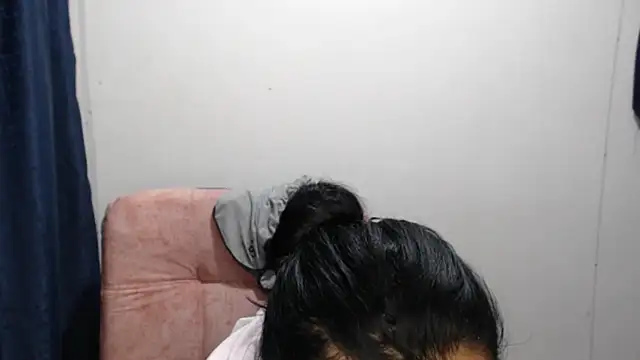 Paolahotty online show from March 13, 2026, 10:55 am