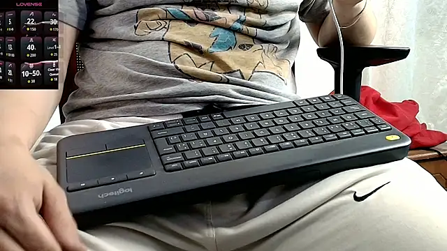 Daisuke 01 online show from February 11, 2026, 12:37 am