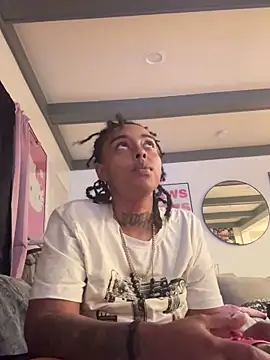 seductivefreak7 online show from April 4, 2026, 7:06 am