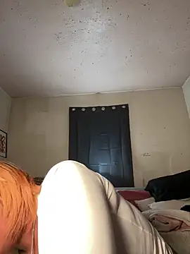 Goldenmami online show from December 16, 2025, 9:42 pm