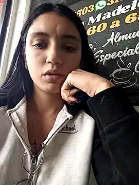  ArianaToro online show from February 2, 2026, 1:10 pm