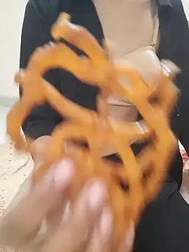 Snapshot of Alpee_kumri chatting on January 12, 2026, 5:07 pm Alpee kumri online show from January 12, 2026, 5:07 pm