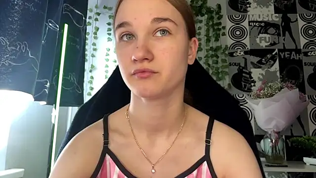 helgicuteness online show from March 19, 2026, 11:36 am