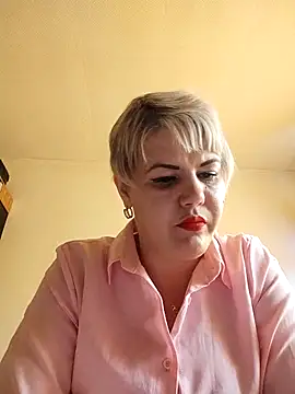 Snapshot of LushLoveee chatting on March 4, 2026, 1:50 pm LushLoveee online show from March 4, 2026, 1:50 pm