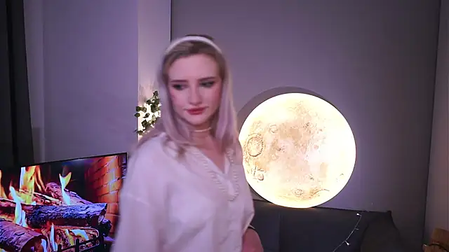 DorthaDunt online show from December 4, 2025, 8:28 pm