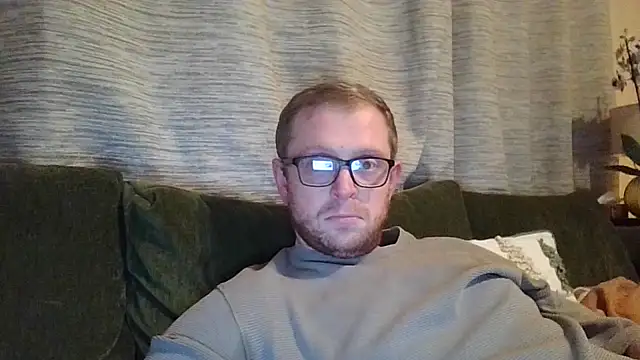 randomgin online show from December 22, 2025, 6:38 pm