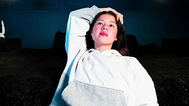 Skyy bloom online show from December 20, 2025, 11:50 am