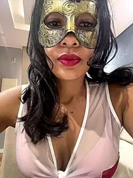 Snapshot of LunnaMaska chatting on December 2, 2025, 3:51 pm LunnaMaska online show from December 2, 2025, 3:51 pm