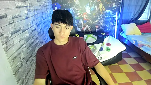 jay orange online show from December 5, 2025, 7:32 pm