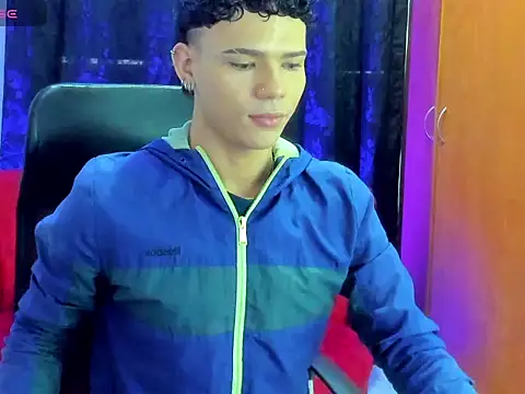 secret justin7 online show from November 27, 2025, 11:56 am