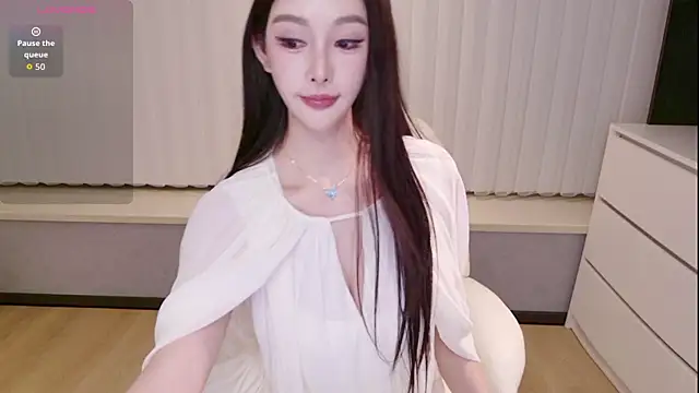 LULUbbaby 520 online show from April 12, 2026, 2:55 pm