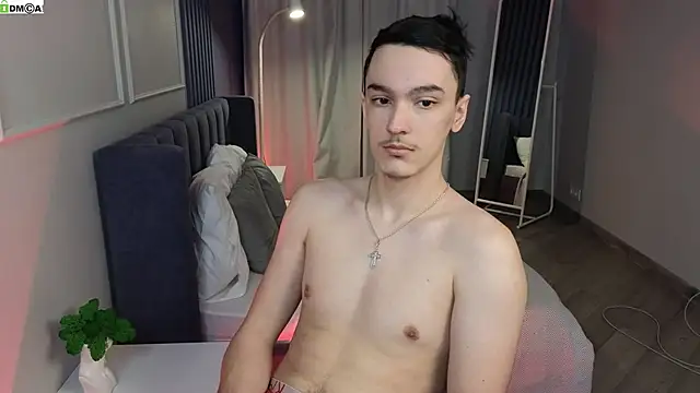 Snapshot of MoonlinSkinn chatting on March 13, 2026, 1:12 am MoonlinSkinn online show from March 13, 2026, 1:12 am