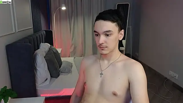 Snapshot of MoonlinSkinn chatting on March 14, 2026, 1:01 am MoonlinSkinn online show from March 14, 2026, 1:01 am