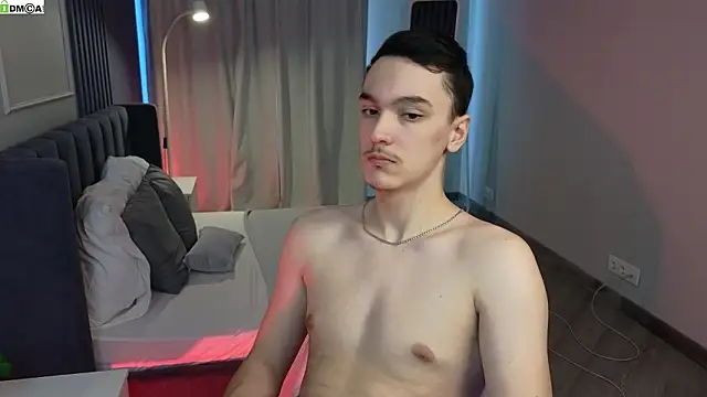 Snapshot of MoonlinSkinn chatting on March 16, 2026, 5:44 am MoonlinSkinn online show from March 16, 2026, 5:44 am