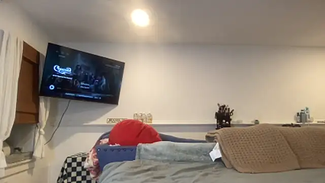 Snapshot of MysteriousMadam chatting on January 7, 2026, 2:14 am MysteriousMadam online show from January 7, 2026, 2:14 am