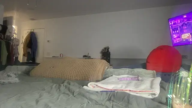 Snapshot of MysteriousMadam chatting on January 9, 2026, 2:36 am MysteriousMadam online show from January 9, 2026, 2:36 am