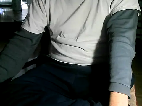 OreCam online show from April 27, 2026, 7:34 pm