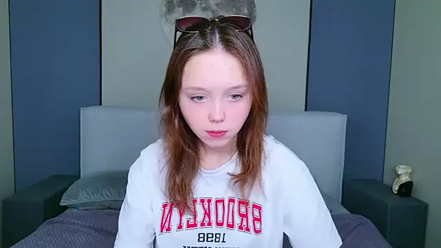 Samantha Martines online show from March 21, 2026, 8:34 pm