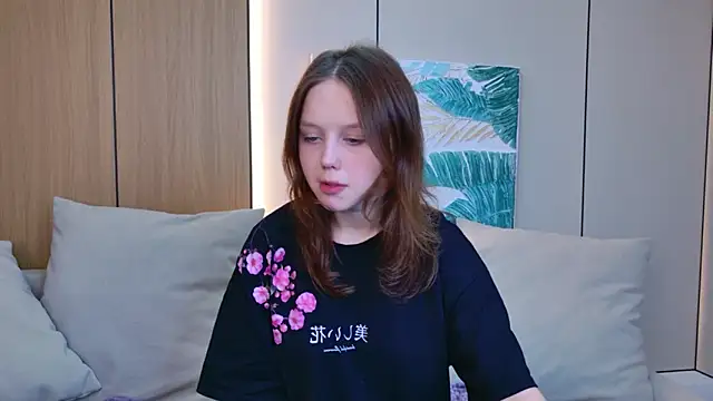 Samantha Martines online show from March 23, 2026, 8:35 pm