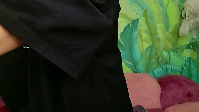 Samantha Martines online show from March 24, 2026, 8:36 pm