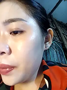 Lin-kute98 online show from May 2, 2026, 12:54 pm
