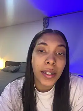 KarolRojas 22 online show from May 9, 2026, 2:06 am