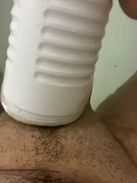 2addictivelyhorny online show from April 2, 2026, 10:46 am