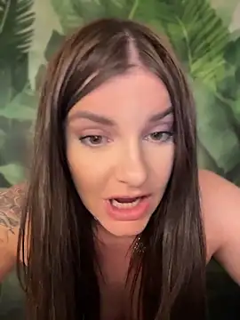 JessicaFlame online show from May 3, 2026, 9:43 pm