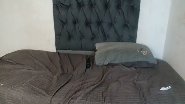 Snapshot of Ciara-Mia chatting on February 14, 2026, 4:15 pm Ciara-Mia online show from February 14, 2026, 4:15 pm