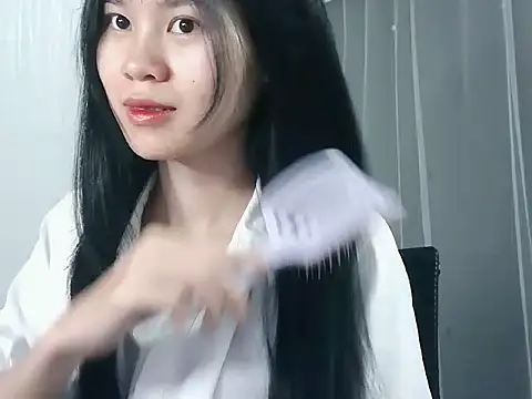 Nunaa18 online show from December 4, 2025, 3:21 pm