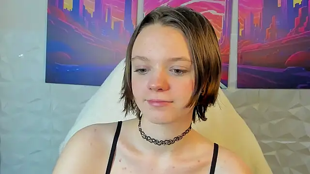 Olivia Riesz online show from May 3, 2026, 1:11 am