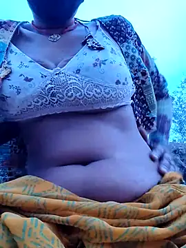 Snapshot of Anita-Dube chatting on July 7, 2026, 1:37 pm Anita-Dube online show from July 7, 2026, 1:37 pm
