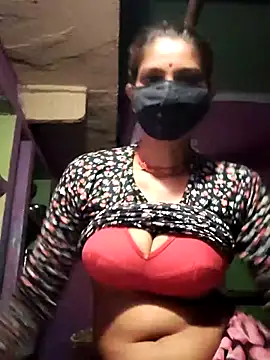 Snapshot of Anita-Dube chatting on August 6, 2026, 9:28 pm Anita-Dube online show from August 6, 2026, 9:28 pm