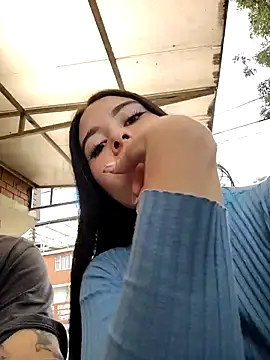 ARIA AND NICK online show from November 25, 2025, 5:13 pm