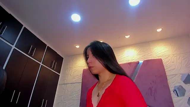 sol-angel online show from May 4, 2026, 4:25 pm