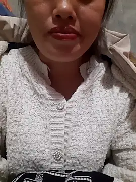 mai-mai-97 online show from December 2, 2025, 4:24 pm