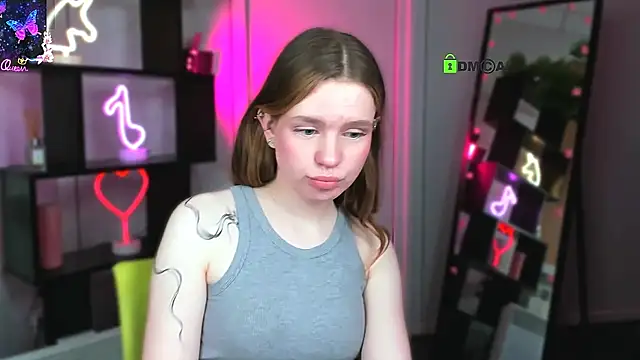 Snapshot of candy_flossie1 chatting on March 5, 2026, 10:17 pm candy flossie1 online show from March 5, 2026, 10:17 pm