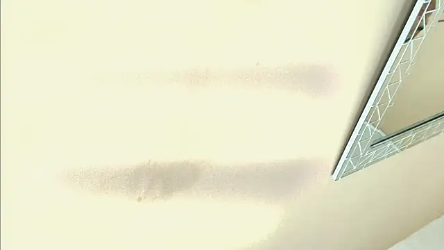 HallieStone online show from December 19, 2025, 12:01 pm