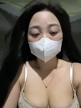 lana-kan online show from July 22, 2026, 1:36 pm