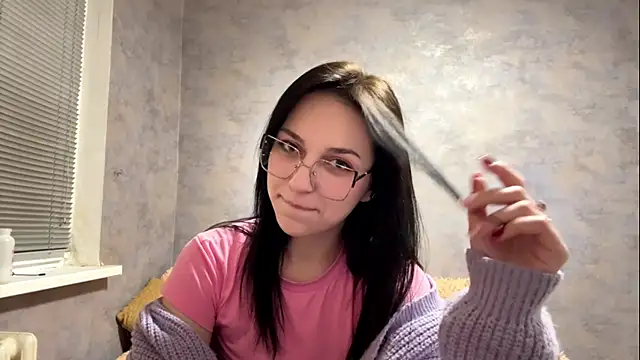 GlibRasher online show from December 13, 2025, 9:53 pm