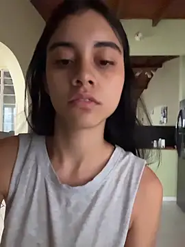 Miia moonn online show from March 24, 2026, 1:27 pm