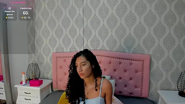 Snapshot of emma_scott_7 chatting on April 22, 2026, 3:20 am emma scott 7 online show from April 22, 2026, 3:20 am