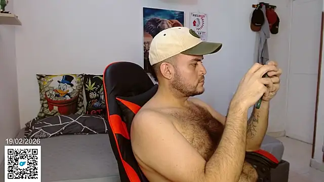 Snapshot of holegape chatting on February 19, 2026, 2:46 pm holegape online show from February 19, 2026, 2:46 pm